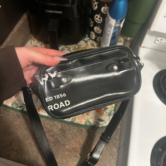 Crossbody - Burberry Designer Leather Black Crossbody Bag - Picture 3 of 3